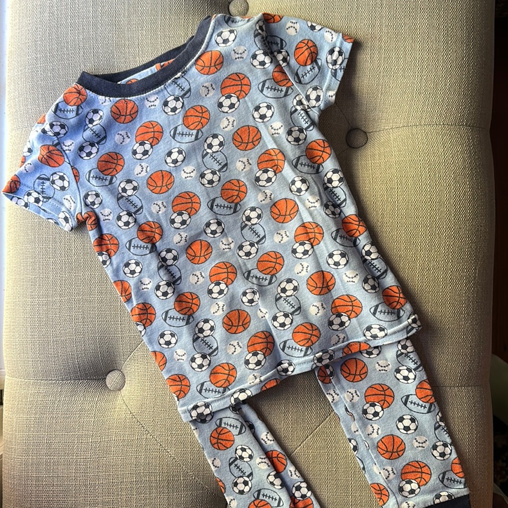 Kids pajama set 4T